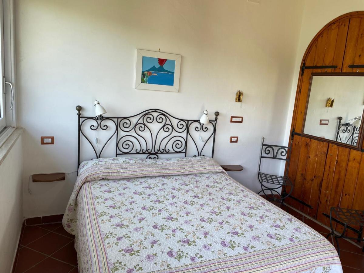 ラヴェッロ La Dacia Di Gina Bed & Breakfast エクステリア 写真